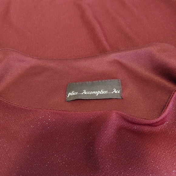 Accomplice ladies top - Picture 3 of 3